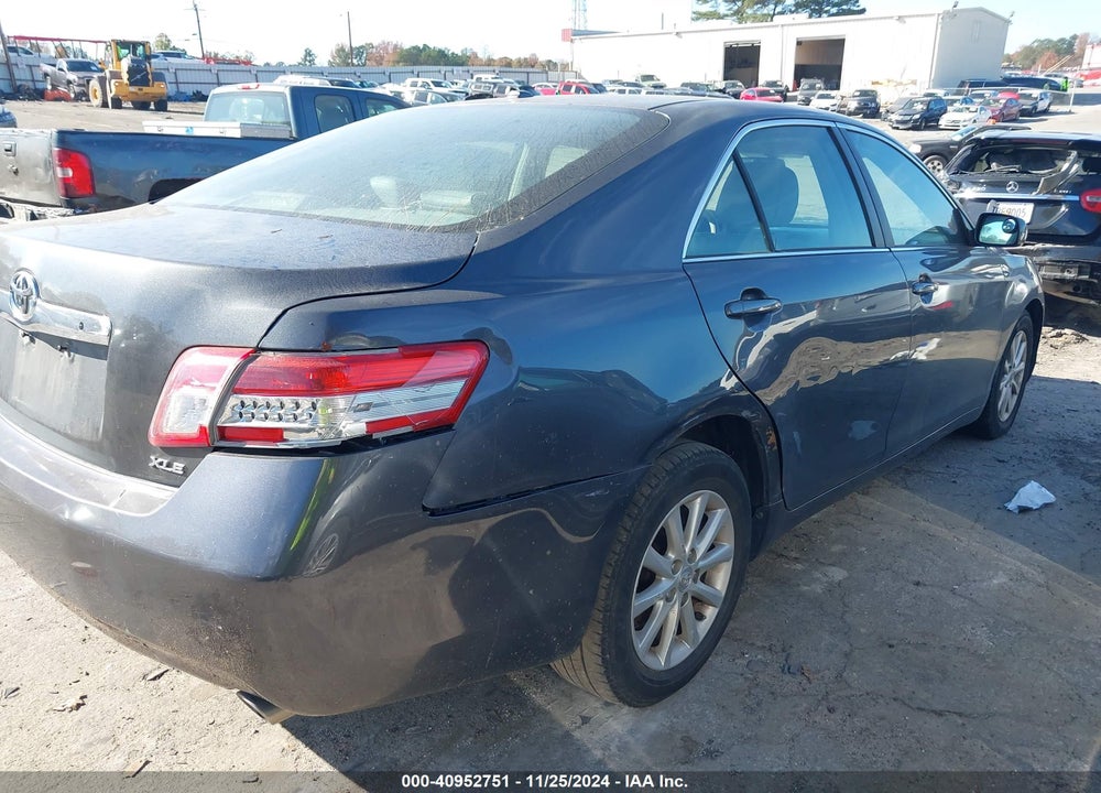 2011 TOYOTA CAMRY XLE VIN: 4T1BF3EK4BU168167