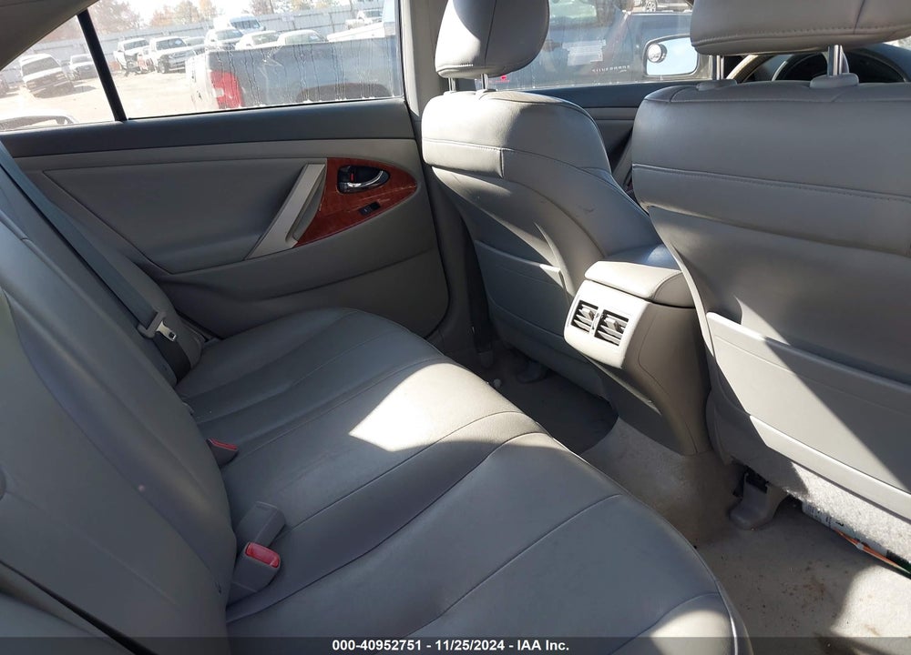 2011 TOYOTA CAMRY XLE VIN: 4T1BF3EK4BU168167
