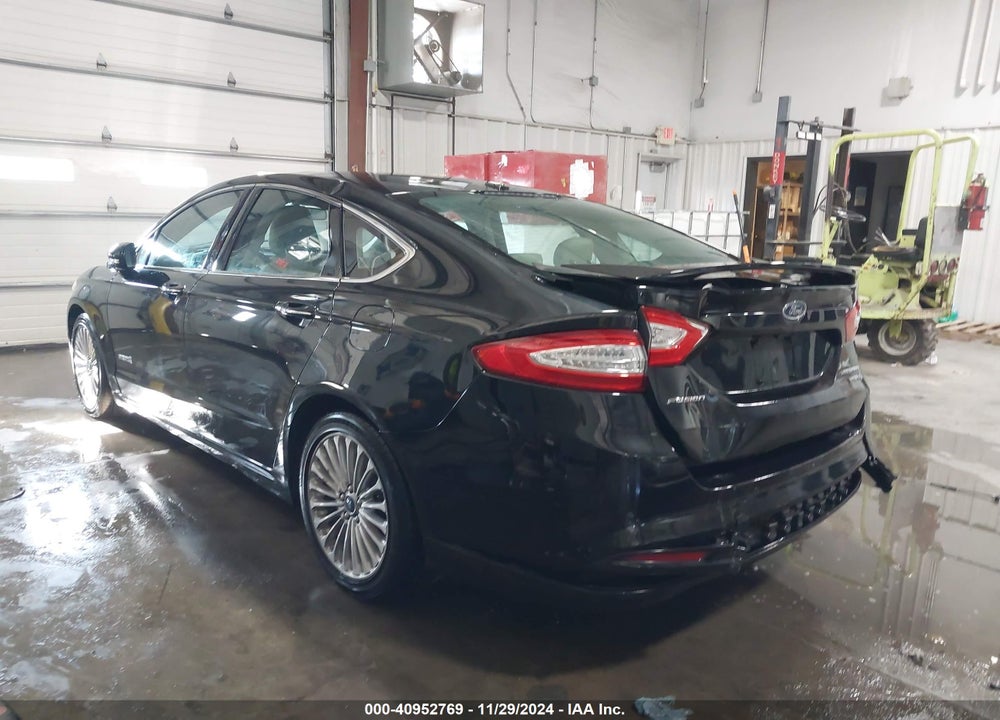 2014 FORD FUSION HYBRID TITANIUM VIN: 3FA6P0RU9ER377936
