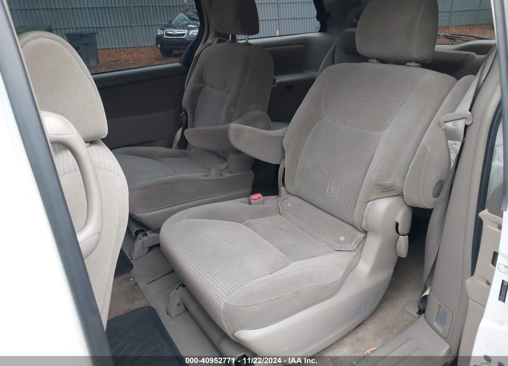 2006 TOYOTA SIENNA LE VIN: 5TDZA23C86S387859