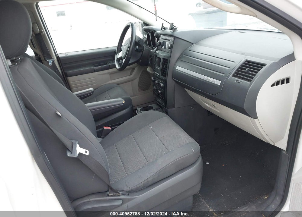 2008 DODGE GRAND CARAVAN SE VIN: 1D8HN44H48B127170