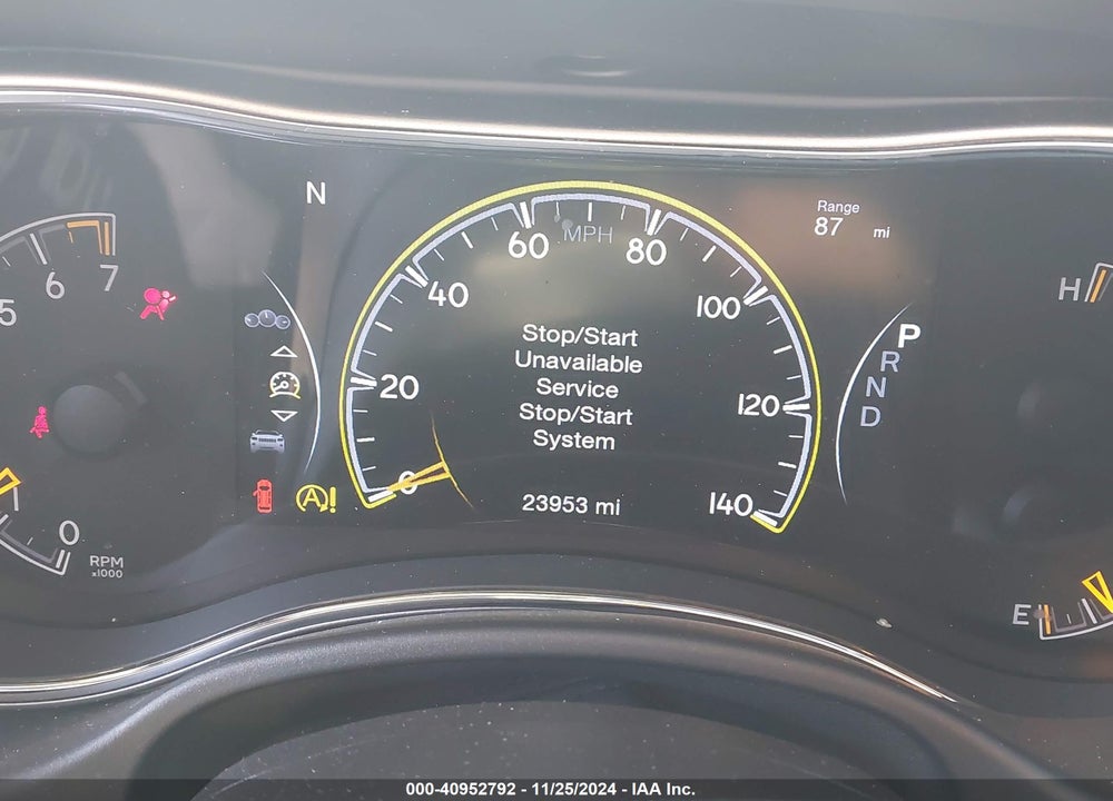 2019 JEEP GRAND CHEROKEE ALTITUDE 4X4 VIN: 1C4RJFAG8KC853864