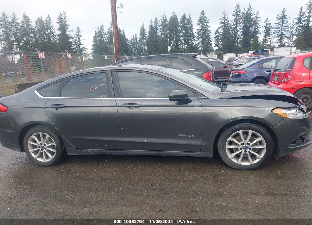 2017 FORD FUSION HYBRID SE VIN: 3FA6P0LU2HR105886