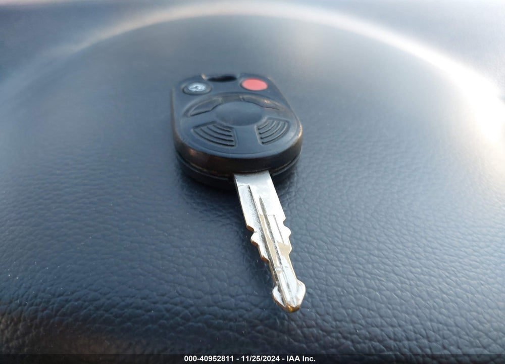 2008 FORD FUSION SE VIN: 3FAHP07Z48R247218
