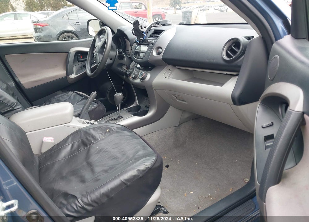 2008 TOYOTA RAV4 VIN: JTMZD33V986077429