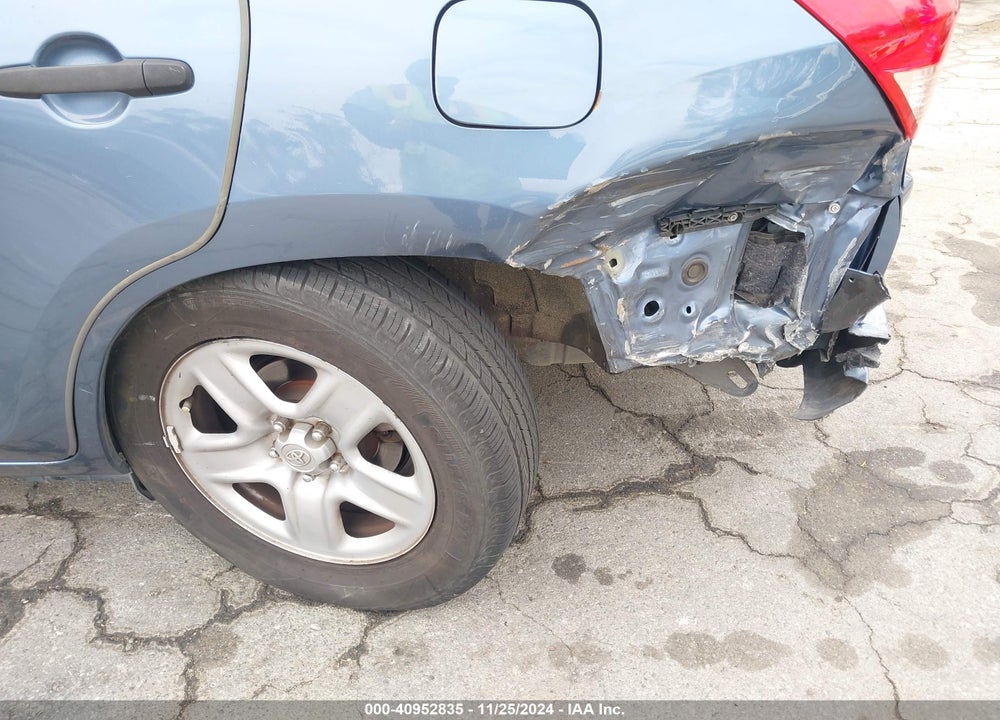 2008 TOYOTA RAV4 VIN: JTMZD33V986077429
