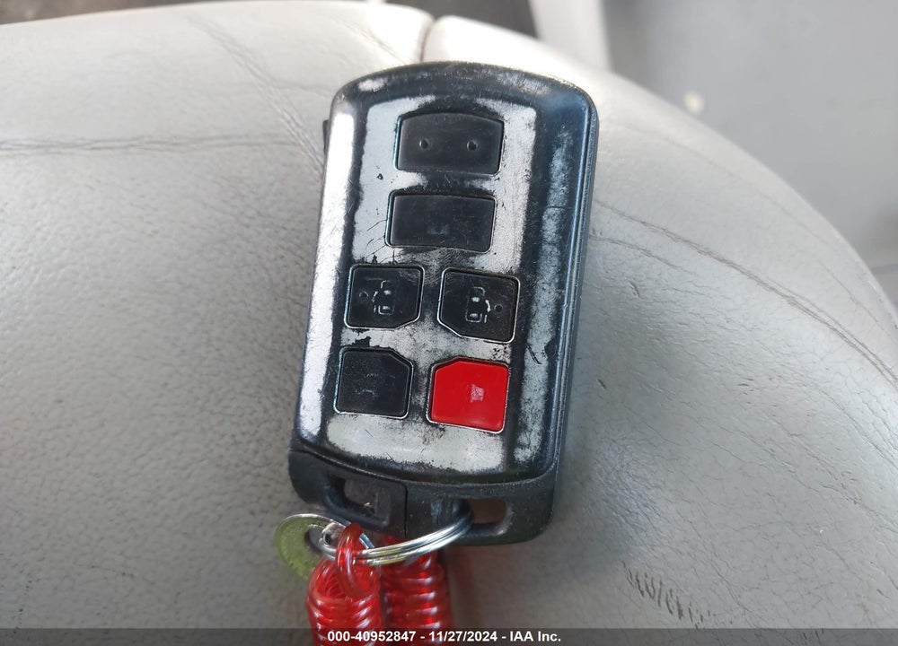 2011 TOYOTA SIENNA XLE LIMITED VIN: 5TDYK3DC7BS061557