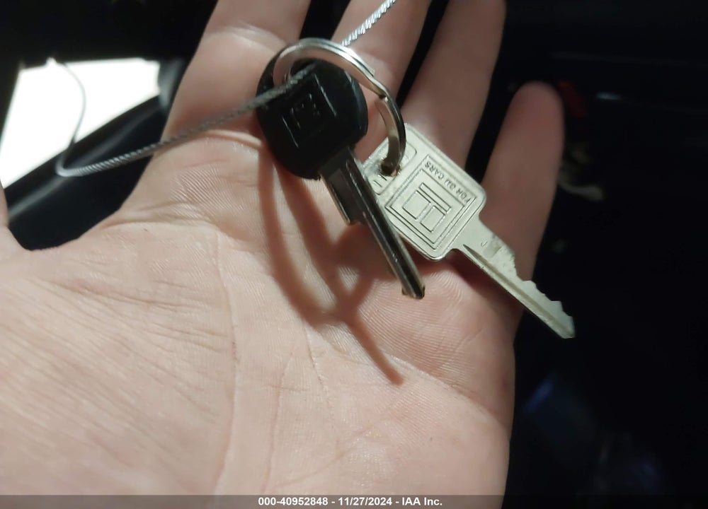 1993 CHEVROLET GMT-400 K1500 VIN: 2GCEK19K0P1244661