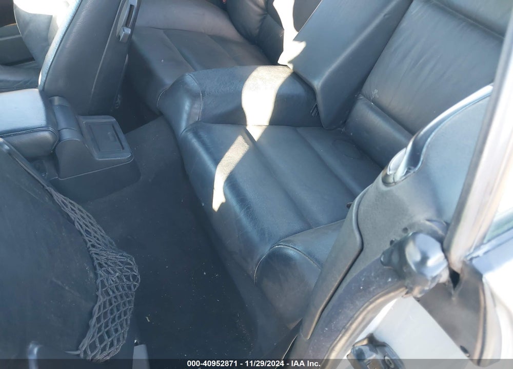 1998 BMW 323IC VIN: WBABJ7326WEA16338