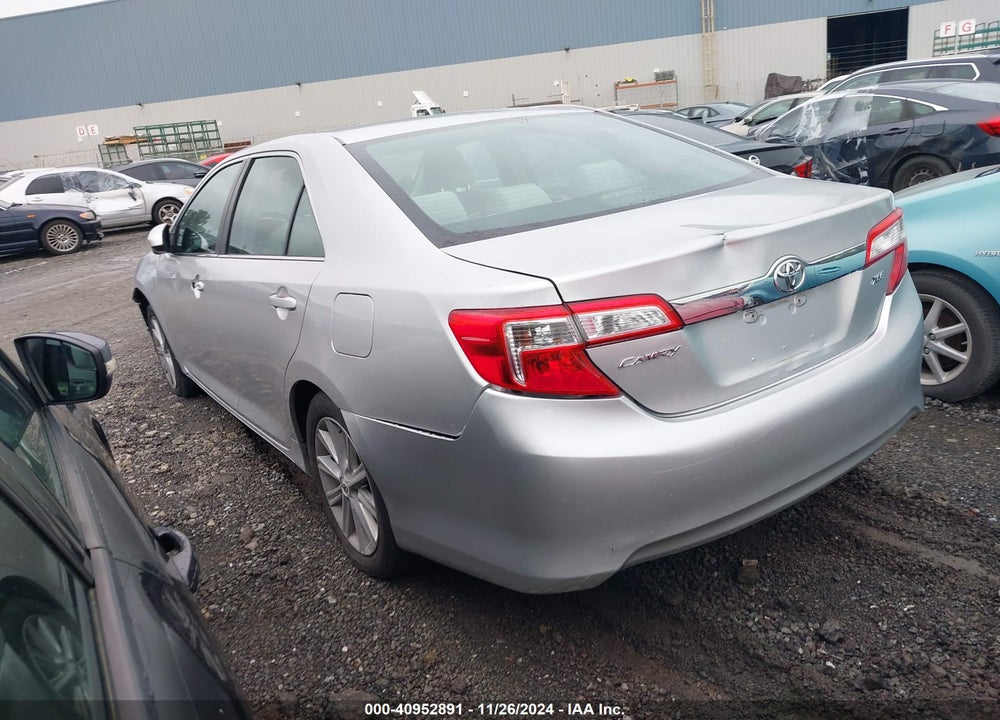 2012 TOYOTA CAMRY XLE VIN: 4T4BF1FK2CR224715