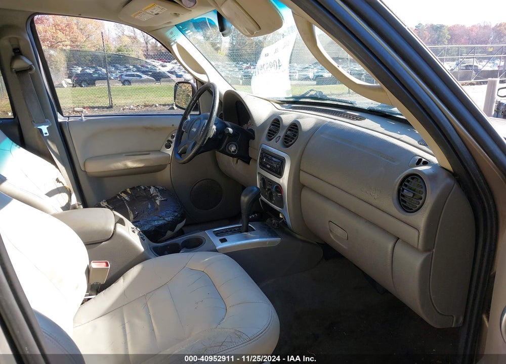 2003 JEEP LIBERTY LIMITED EDITION VIN: 1J4GL58K53W658157