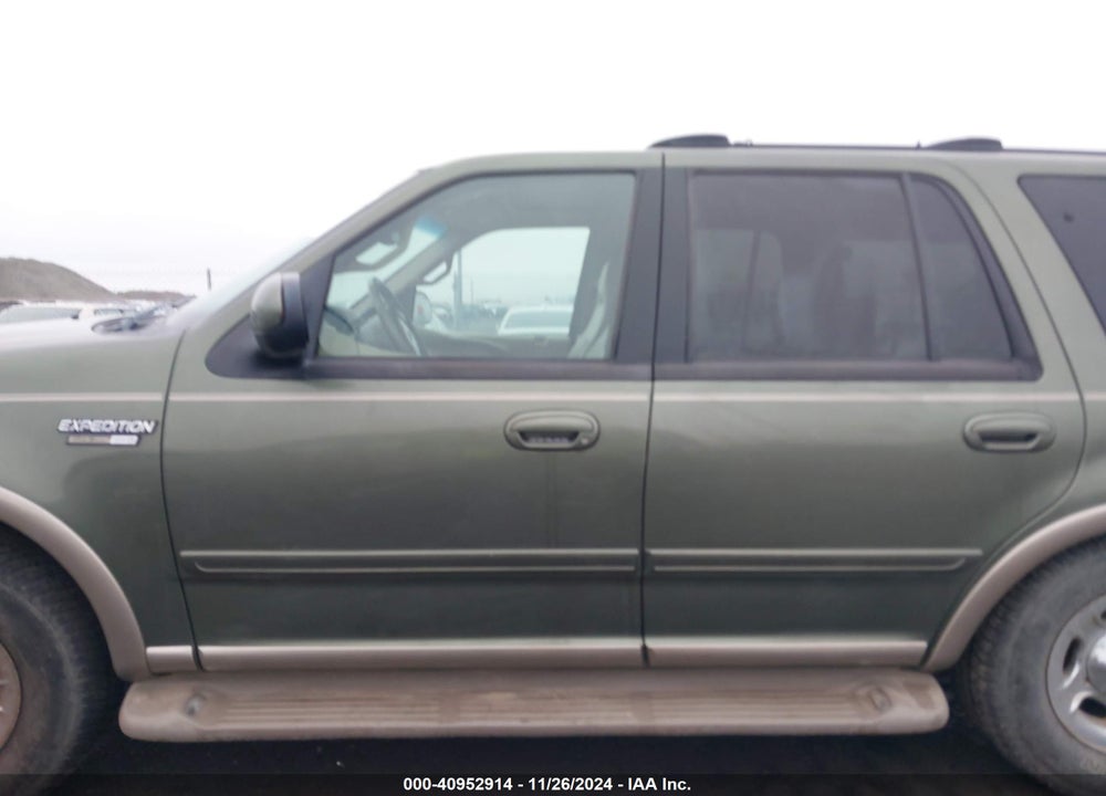 2000 FORD EXPEDITION EDDIE BAUER VIN: 1FMPU18L1YLB37199