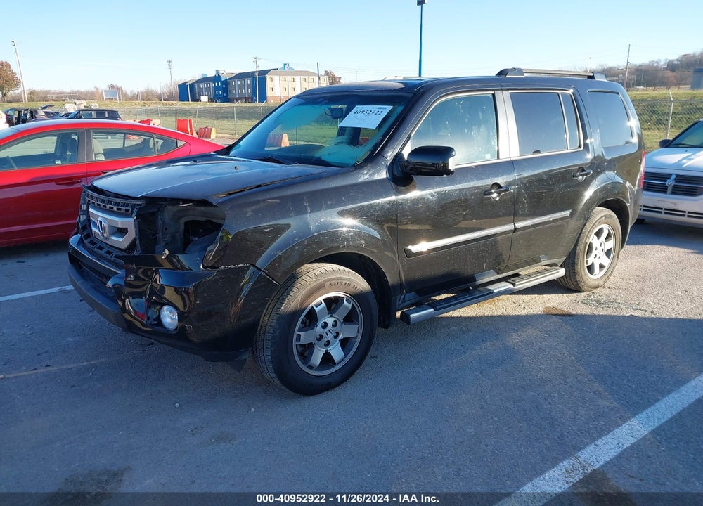2011 HONDA PILOT TOURING VIN: 5FNYF4H91BB074401