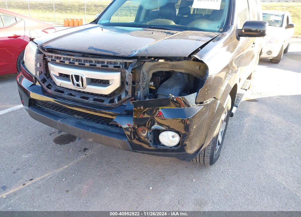 2011 HONDA PILOT TOURING VIN: 5FNYF4H91BB074401