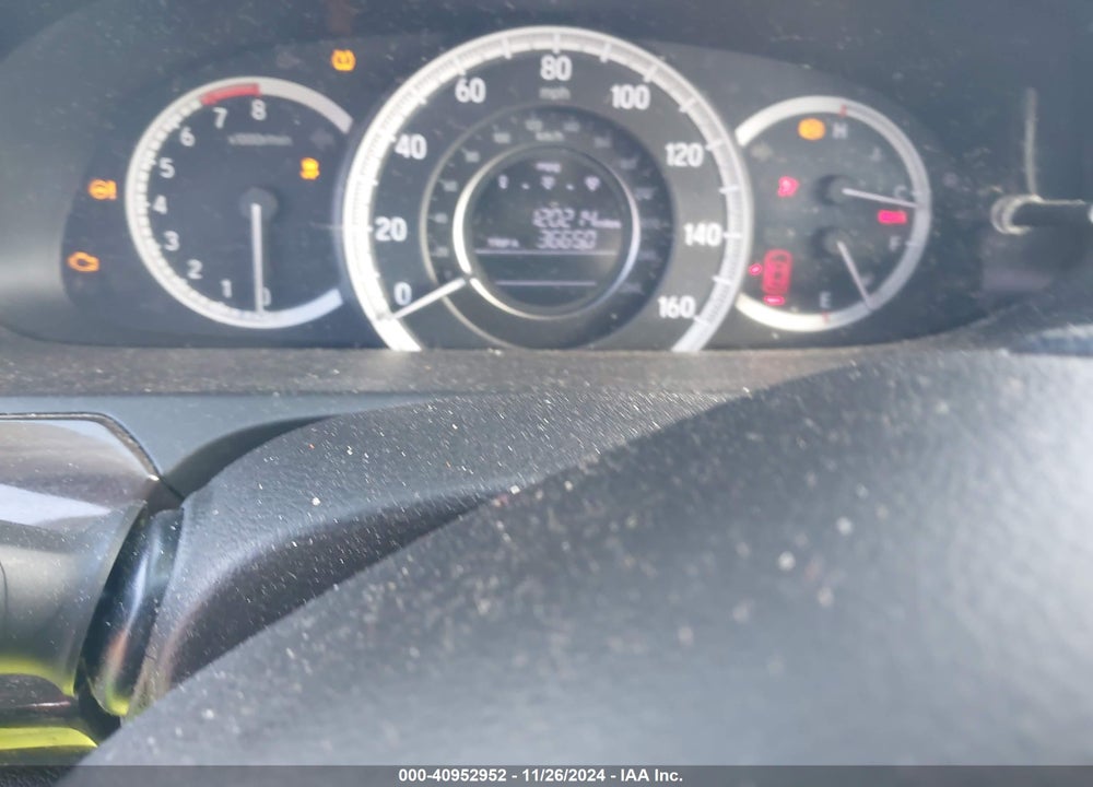 2017 HONDA ACCORD VIN: 1HGCR2F74HA152180