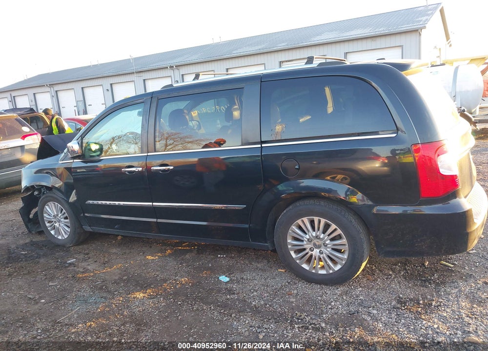 2012 CHRYSLER TOWN & COUNTRY LIMITED VIN: 2C4RC1GG7CR169935