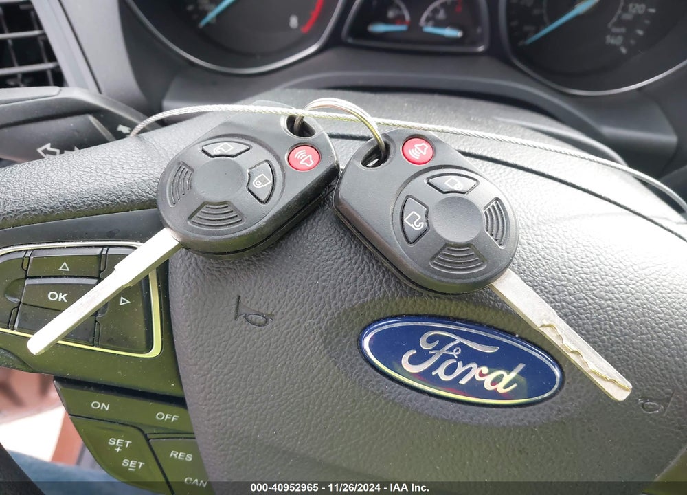 2017 FORD ESCAPE S VIN: 1FMCU0F76HUB61300
