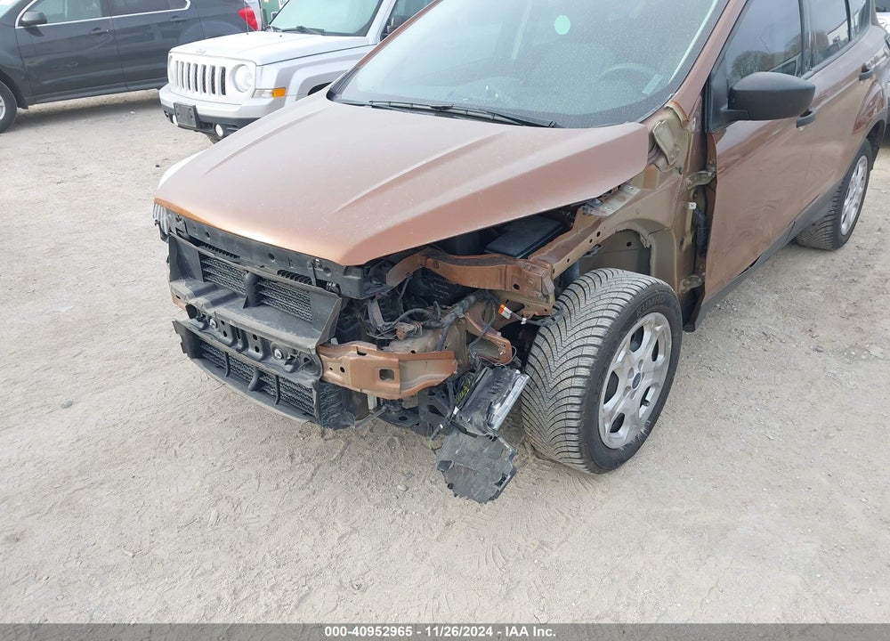 2017 FORD ESCAPE S VIN: 1FMCU0F76HUB61300