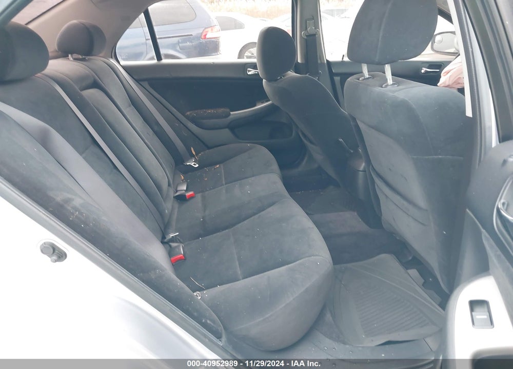 2005 HONDA ACCORD 2.4 EX VIN: 1HGCM56765A002230