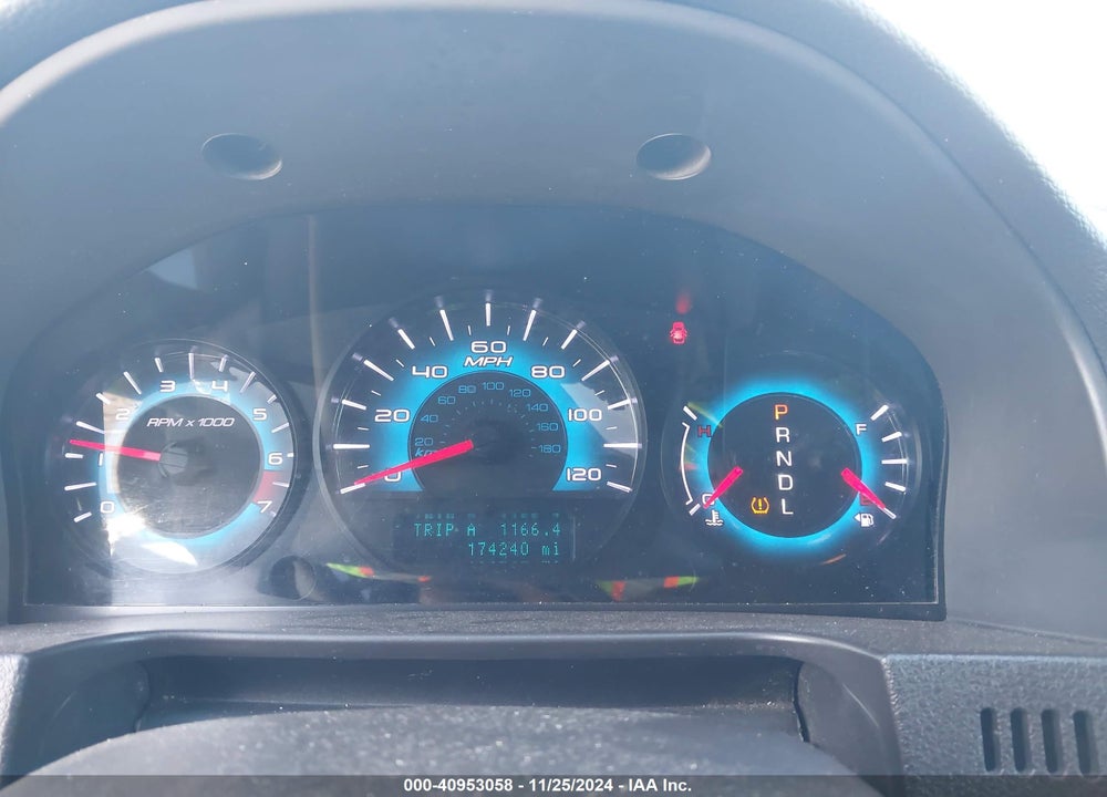 2011 FORD FUSION SE VIN: 3FAHP0HA0BR259673