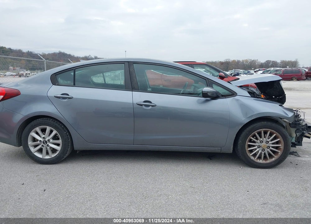 2017 KIA FORTE VIN: 3KPFL4A78HE099335