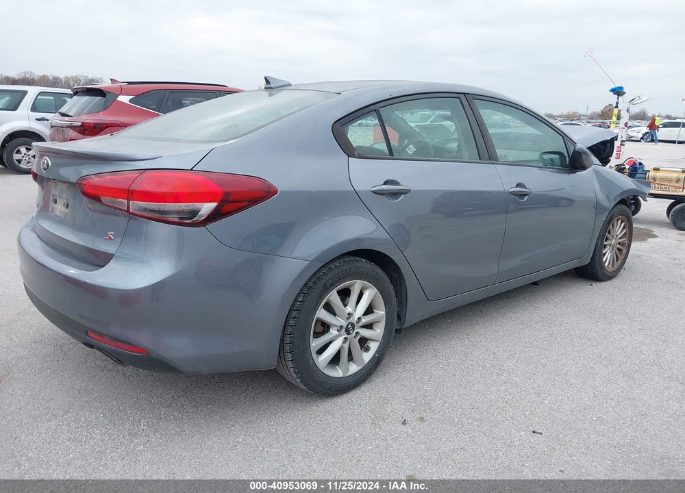 2017 KIA FORTE VIN: 3KPFL4A78HE099335