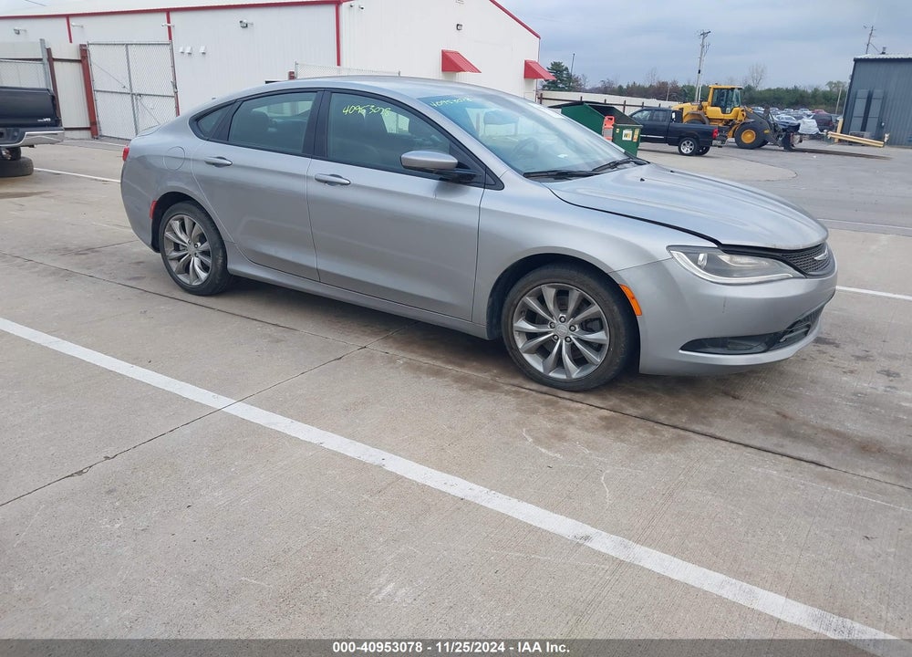 2015 CHRYSLER 200 S VIN: 1C3CCCBG3FN703138