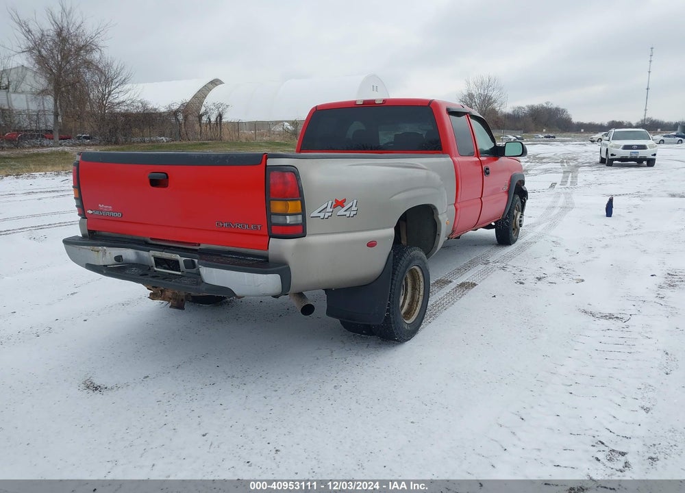 2003 CHEVROLET SILVERADO 3500 LS VIN: 1GCJK39113E184061