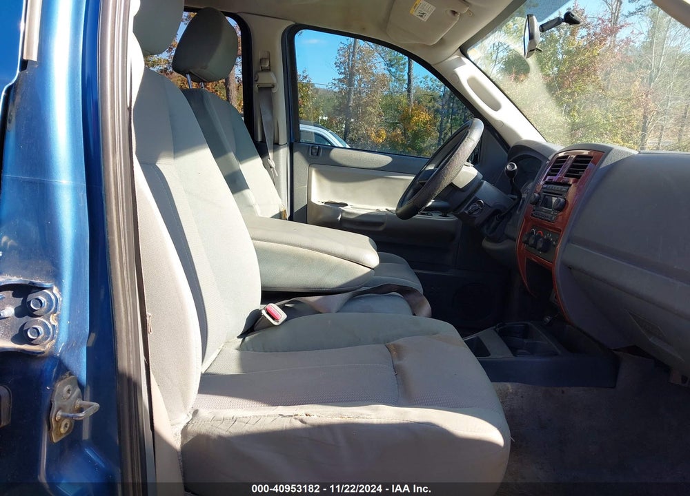 2005 DODGE DAKOTA SLT VIN: 1D7HE48N25S335869