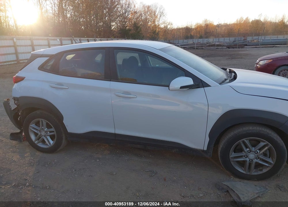 2021 HYUNDAI KONA SE VIN: KM8K1CAAXMU639074