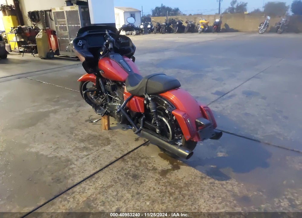 2024 HARLEY-DAVIDSON FLTRX VIN: 1HD1KH725RB650818