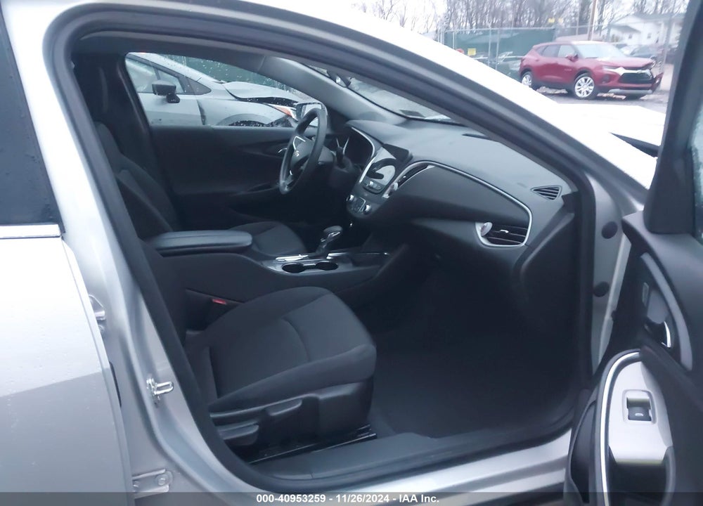 2022 CHEVROLET MALIBU VIN: 1G1ZD5ST1NF139602