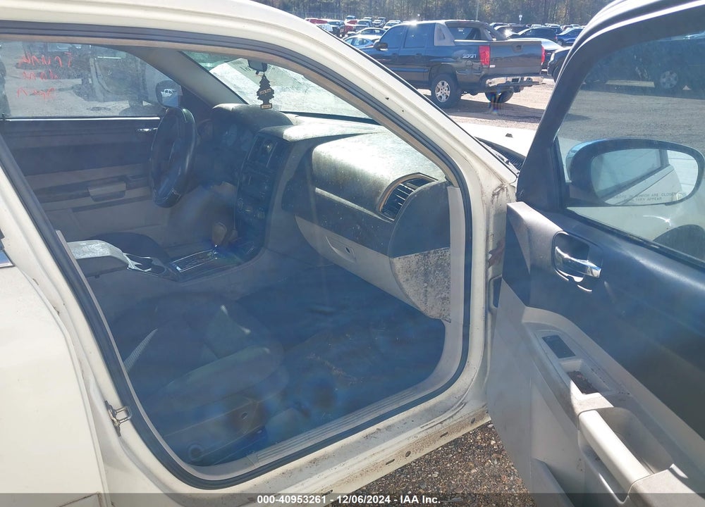 2005 CHRYSLER 300 VIN: 2C3JA43R55H502786