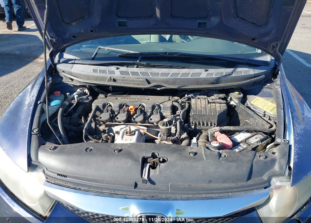 2010 HONDA CIVIC LX VIN: 2HGFA1F57AH546230