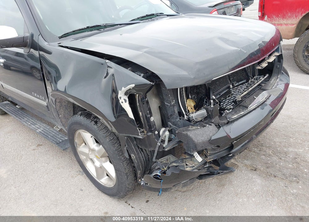 2011 CHEVROLET TAHOE LTZ VIN: 1GNSKCE03BR232451