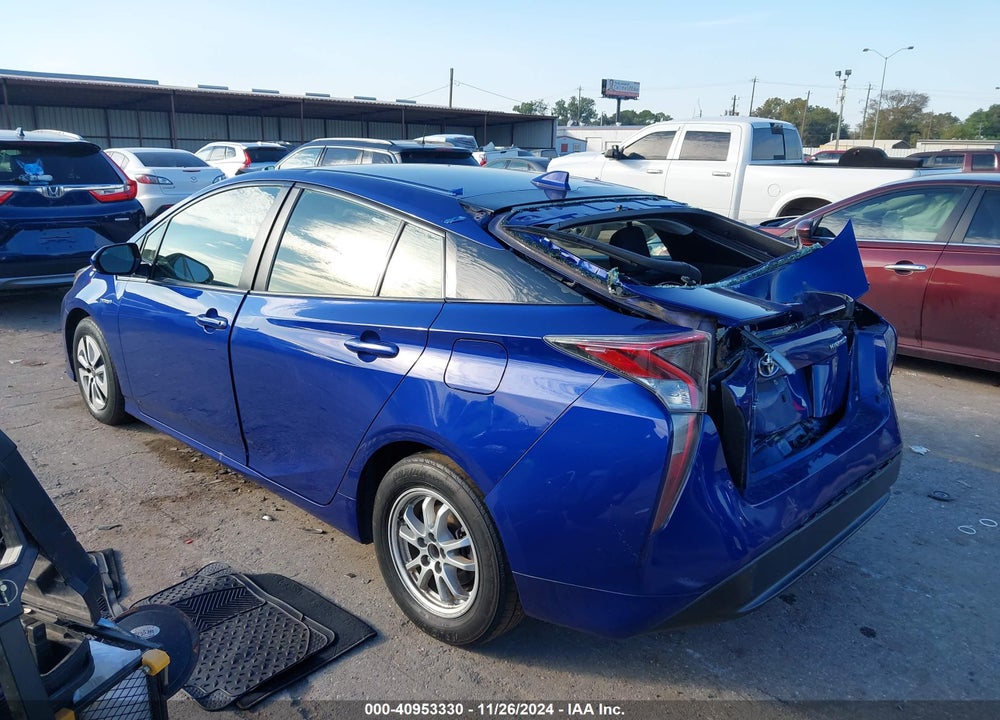 2017 TOYOTA PRIUS THREE VIN: JTDKARFUXH3535867