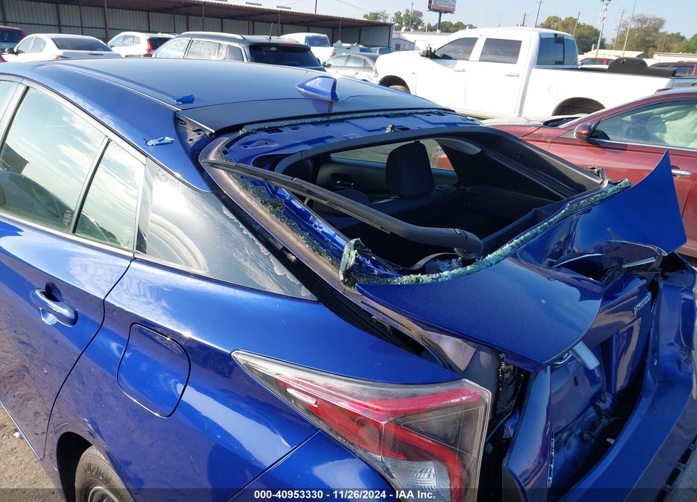 2017 TOYOTA PRIUS THREE VIN: JTDKARFUXH3535867