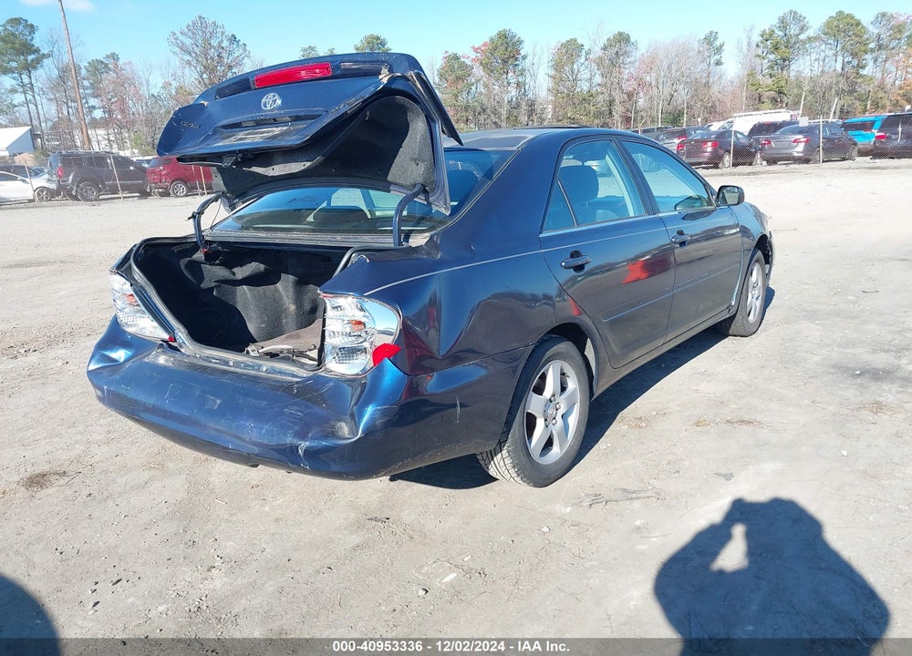 2004 TOYOTA CAMRY SE VIN: 4T1BE32K94U287004