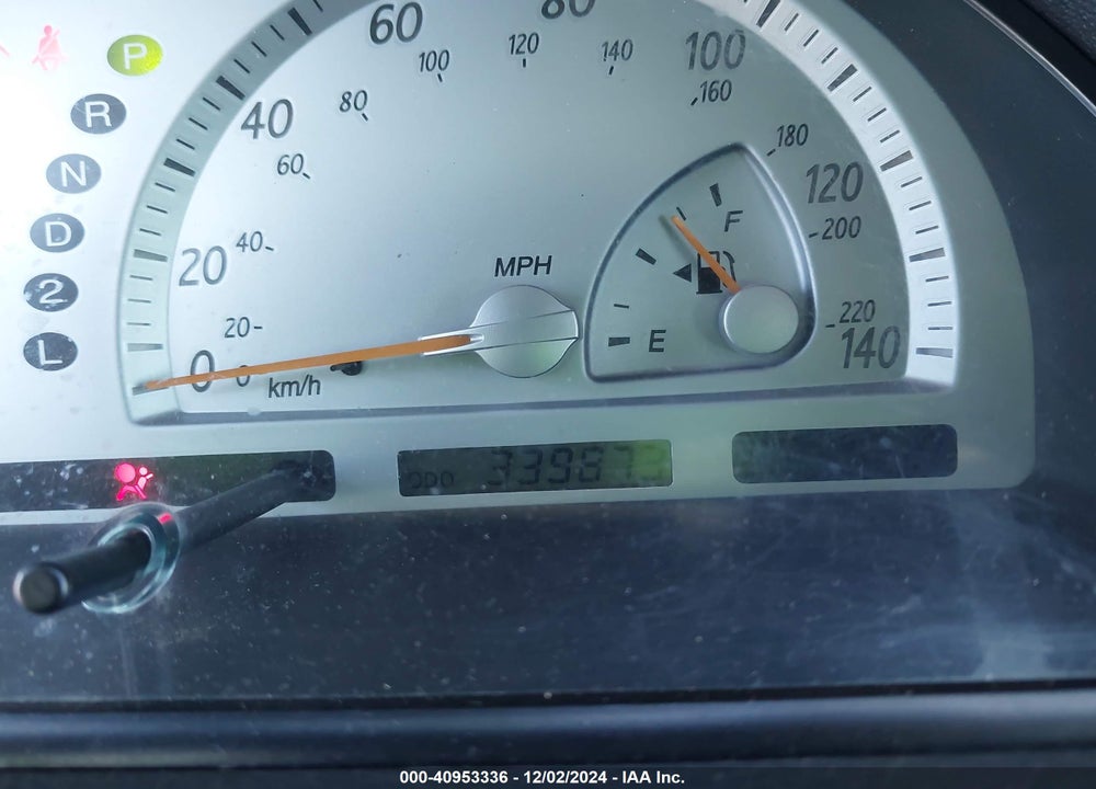 2004 TOYOTA CAMRY SE VIN: 4T1BE32K94U287004