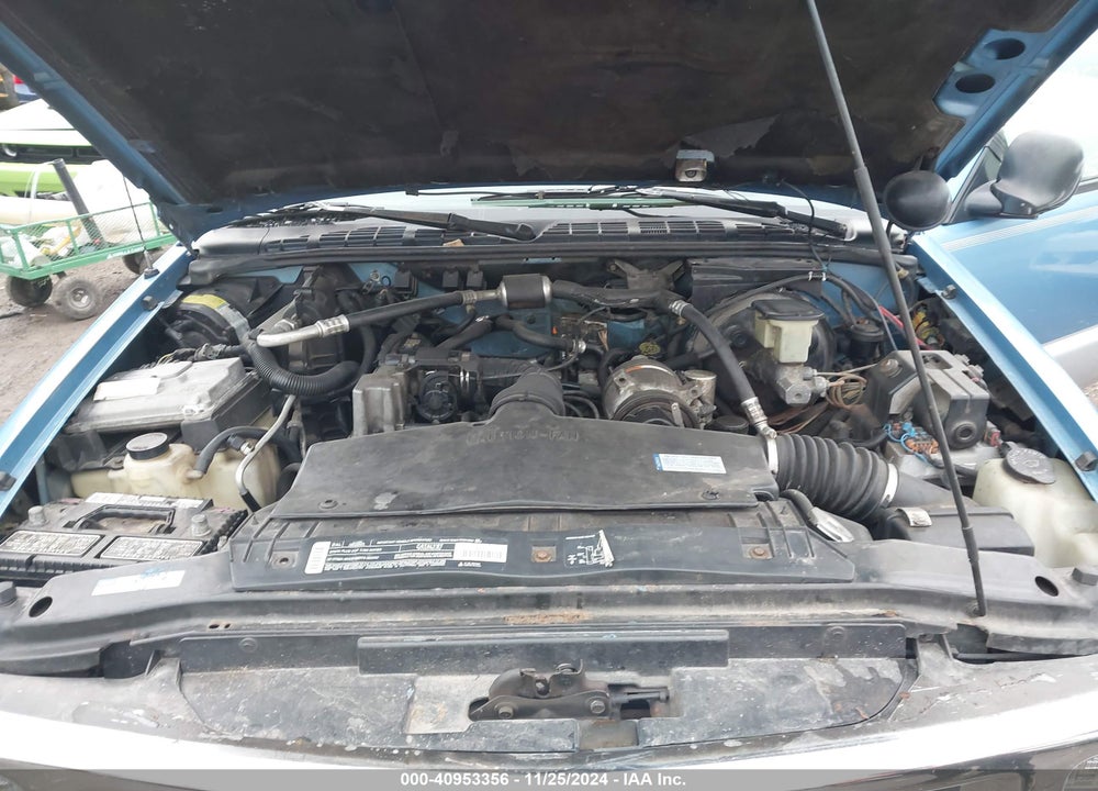 1996 CHEVROLET S TRUCK S10 VIN: 1GCCS1440T8175221