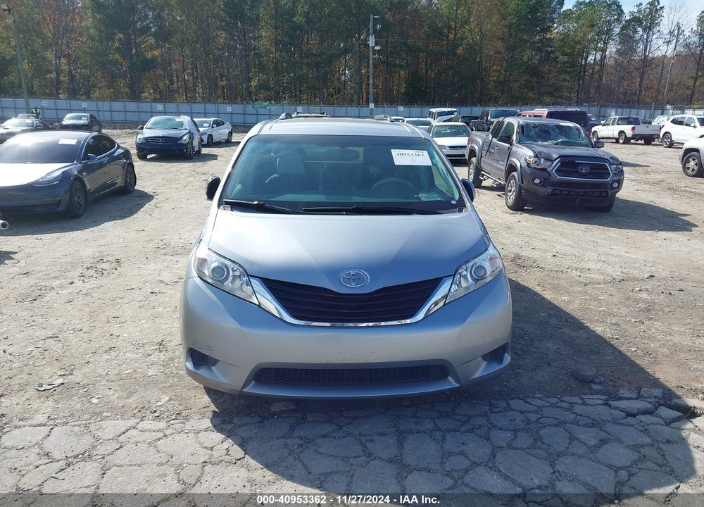 2011 TOYOTA SIENNA LE V6 VIN: 5TDKK3DC4BS154767