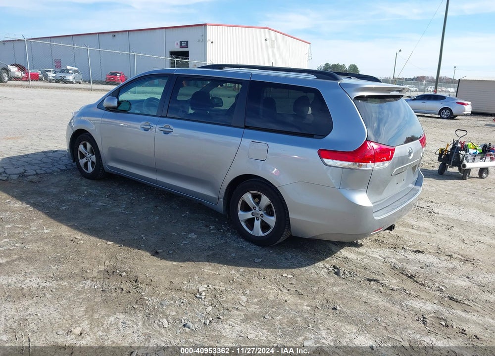 2011 TOYOTA SIENNA LE V6 VIN: 5TDKK3DC4BS154767