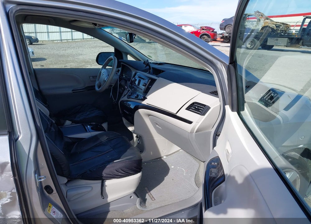 2011 TOYOTA SIENNA LE V6 VIN: 5TDKK3DC4BS154767
