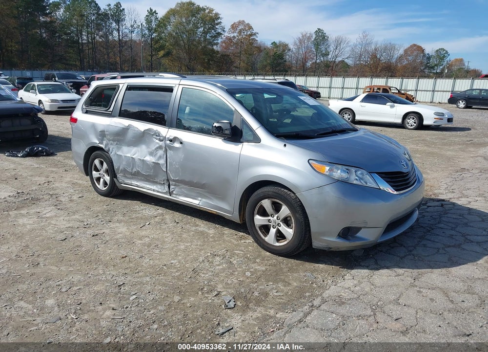 2011 TOYOTA SIENNA LE V6 VIN: 5TDKK3DC4BS154767