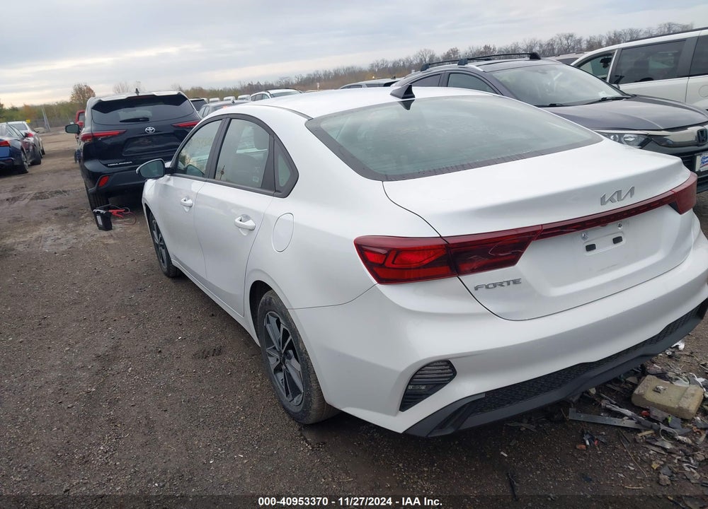 2024 KIA FORTE LXS VIN: 3KPF24AD2RE770749