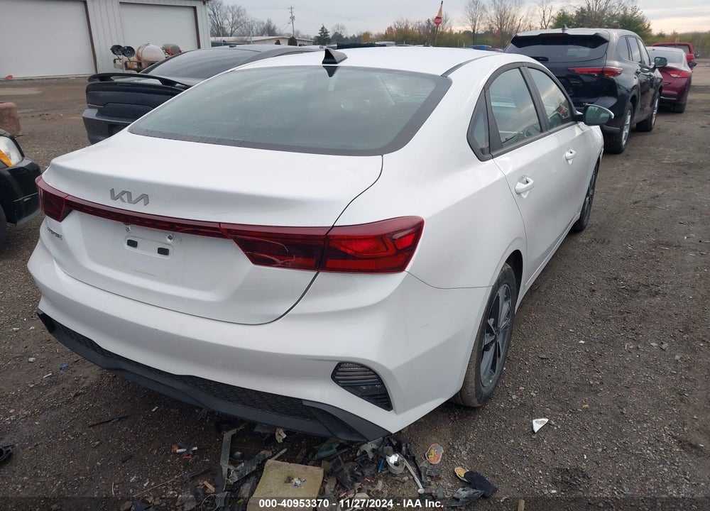 2024 KIA FORTE LXS VIN: 3KPF24AD2RE770749