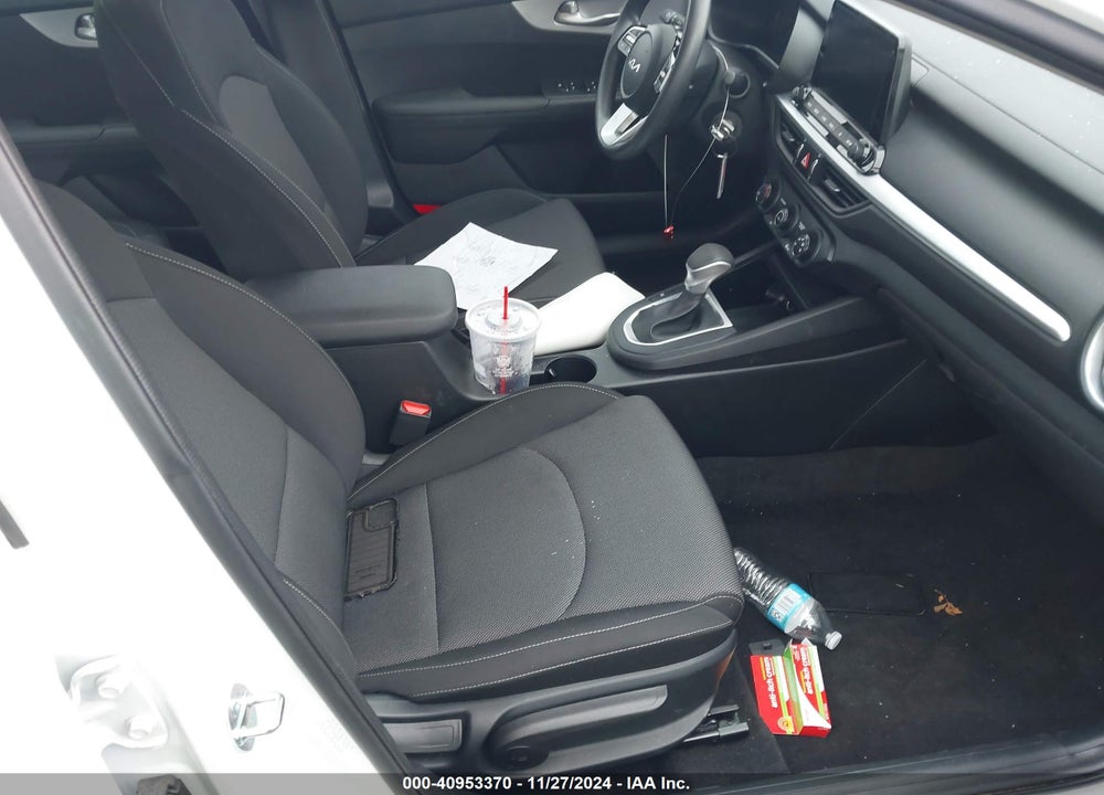 2024 KIA FORTE LXS VIN: 3KPF24AD2RE770749