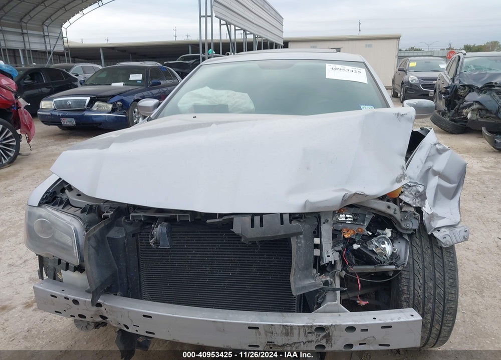 2013 CHRYSLER 300 VIN: 2C3CCABG2DH658011