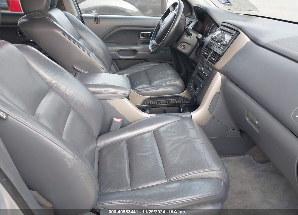 2006 HONDA PILOT EX-L VIN: 5FNYF28686B006872