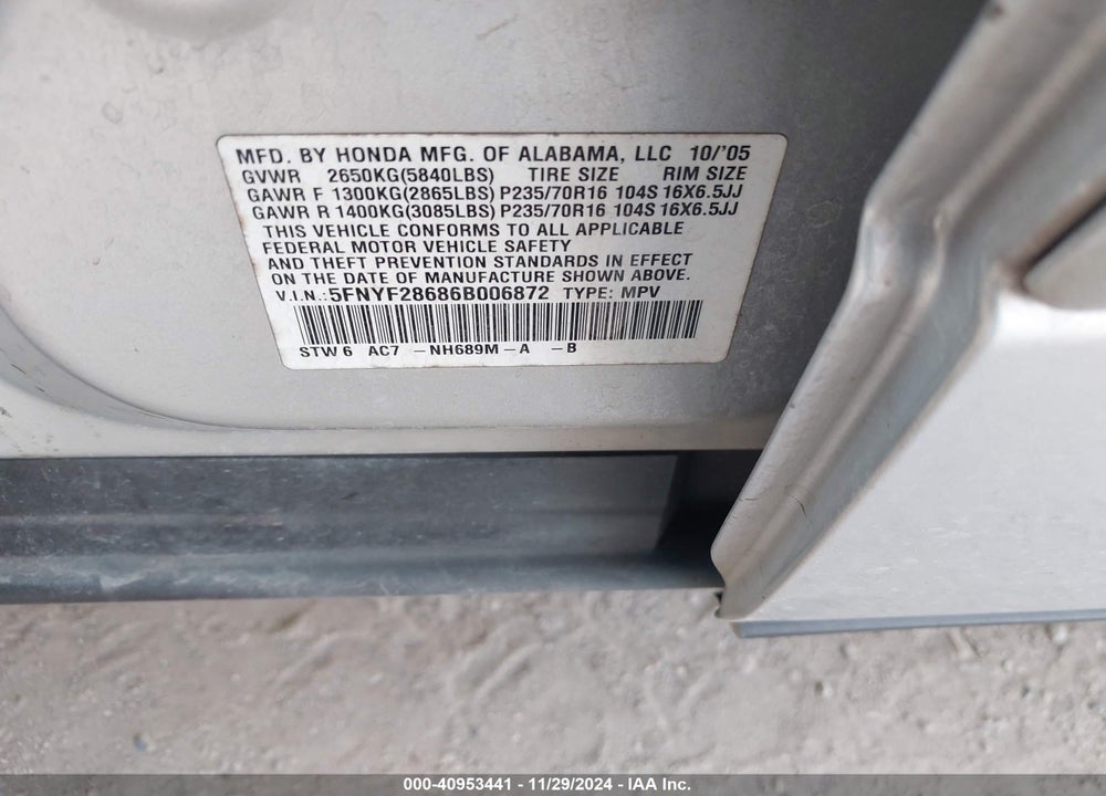 2006 HONDA PILOT EX-L VIN: 5FNYF28686B006872